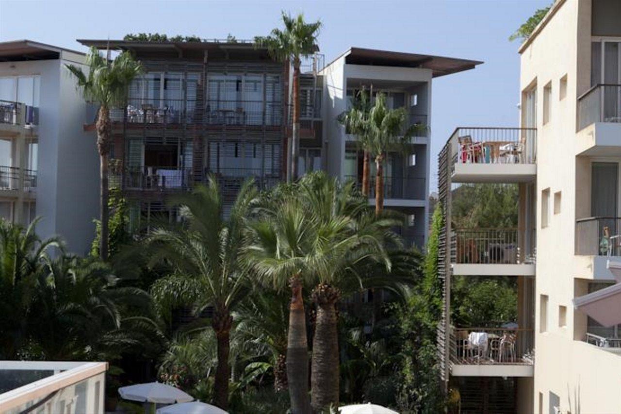 Pierre & Premium Port Prestige Aparthotel 4*