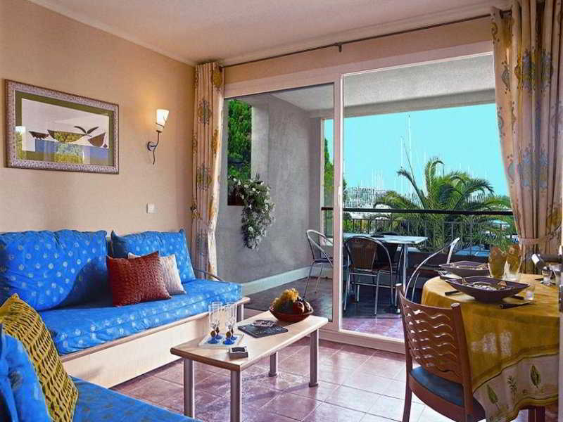 Pierre & Premium Port Prestige Aparthotel Antibes