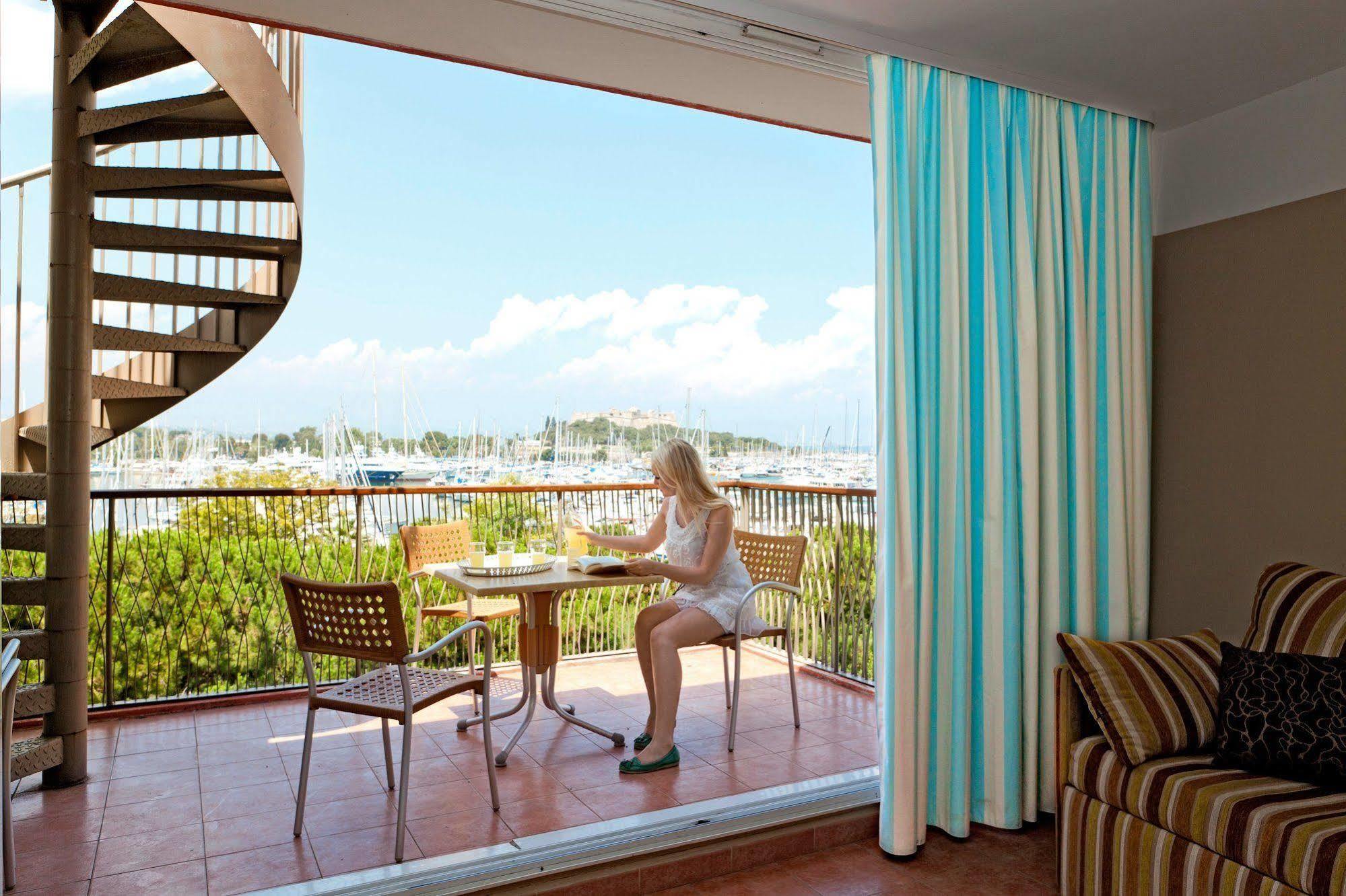 Pierre & Premium Port Prestige 4*