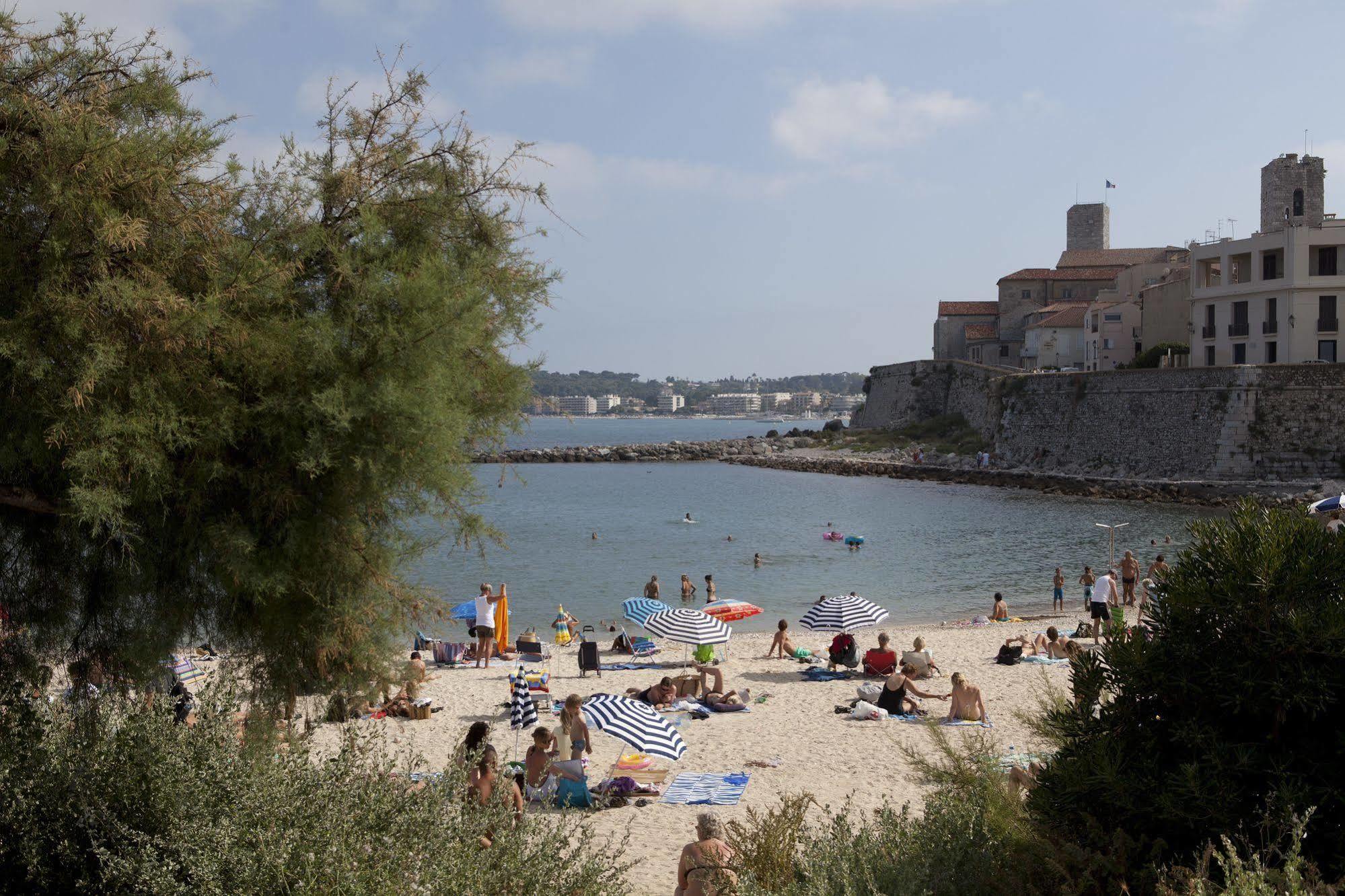 Pierre & Premium Port Prestige Aparthotel 4*