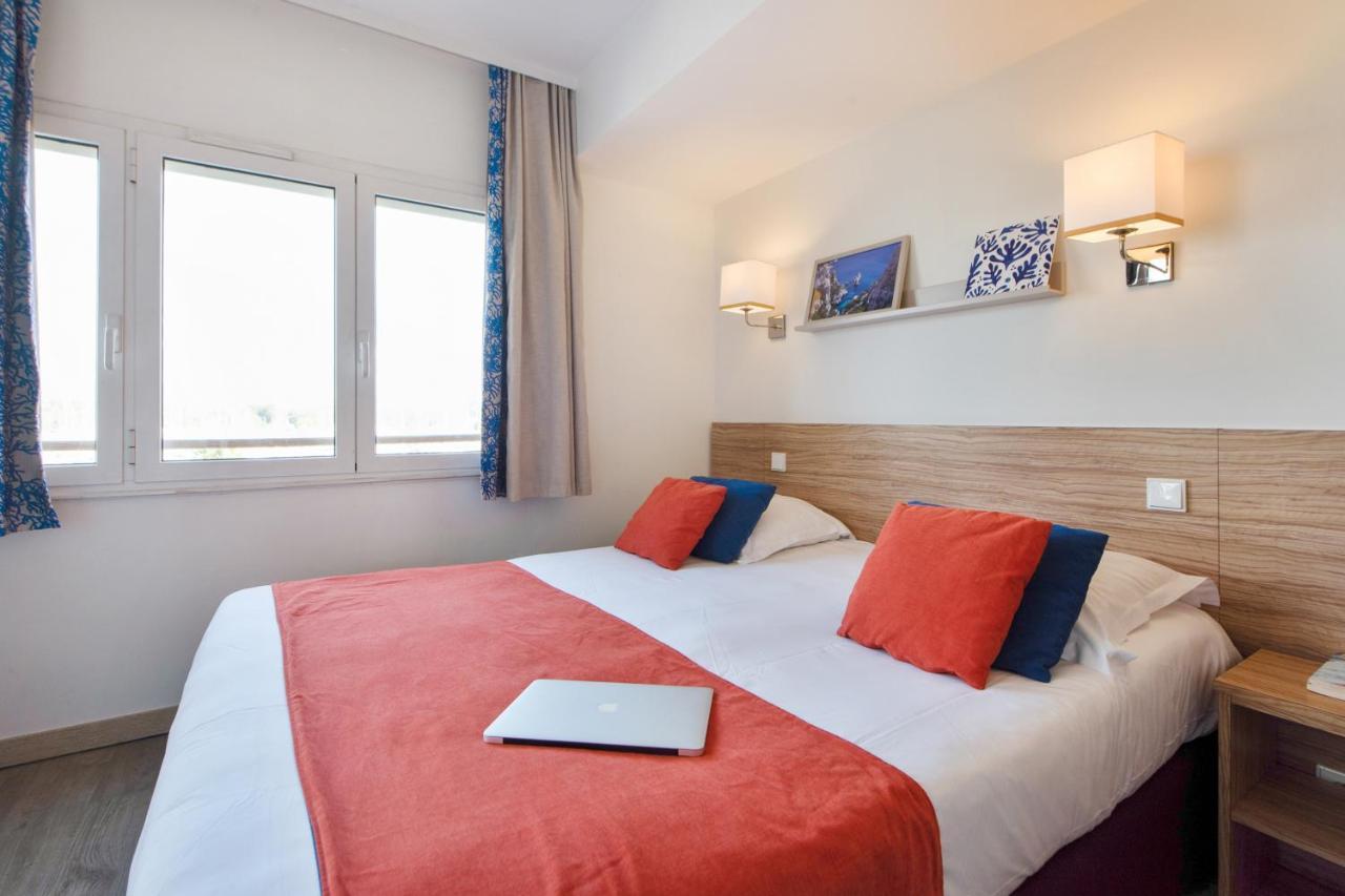 Pierre & Premium Port Prestige Aparthotel Antibes